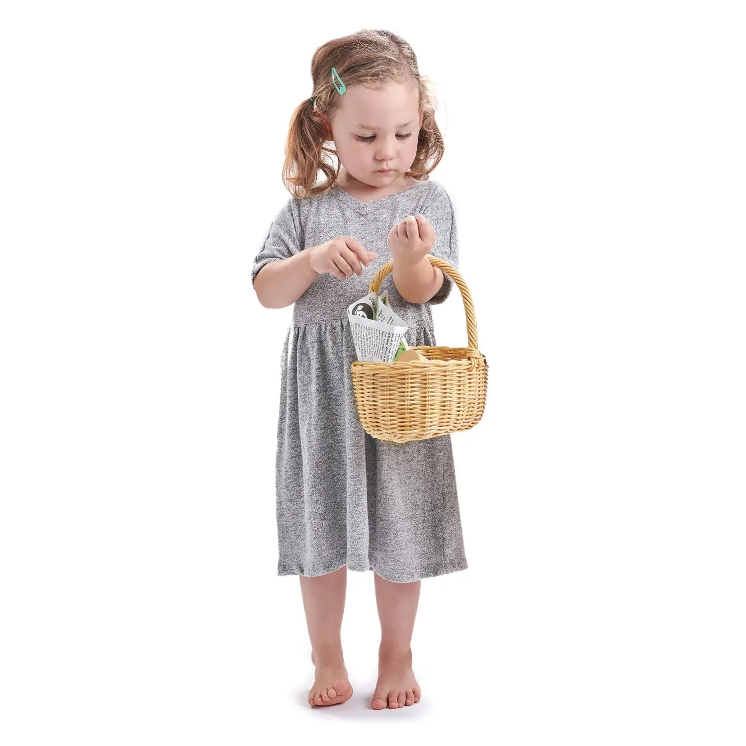 WICKER SHOPPING BASKET